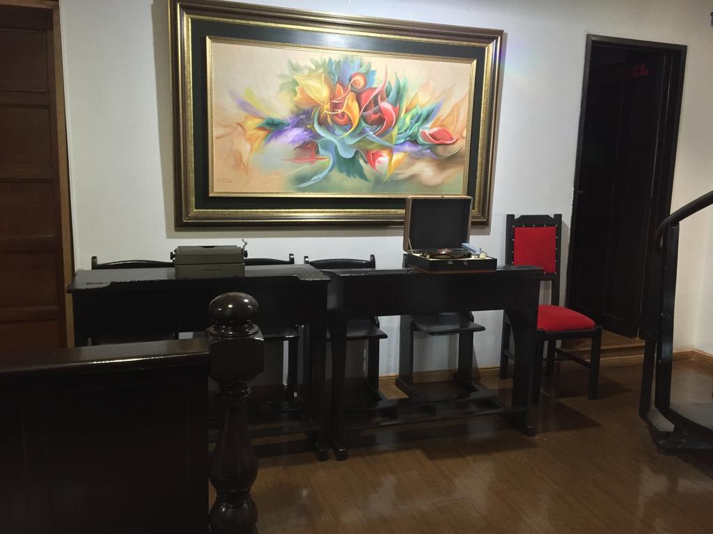 Hostel Casa De Las Flores - Bogota — Photos 1